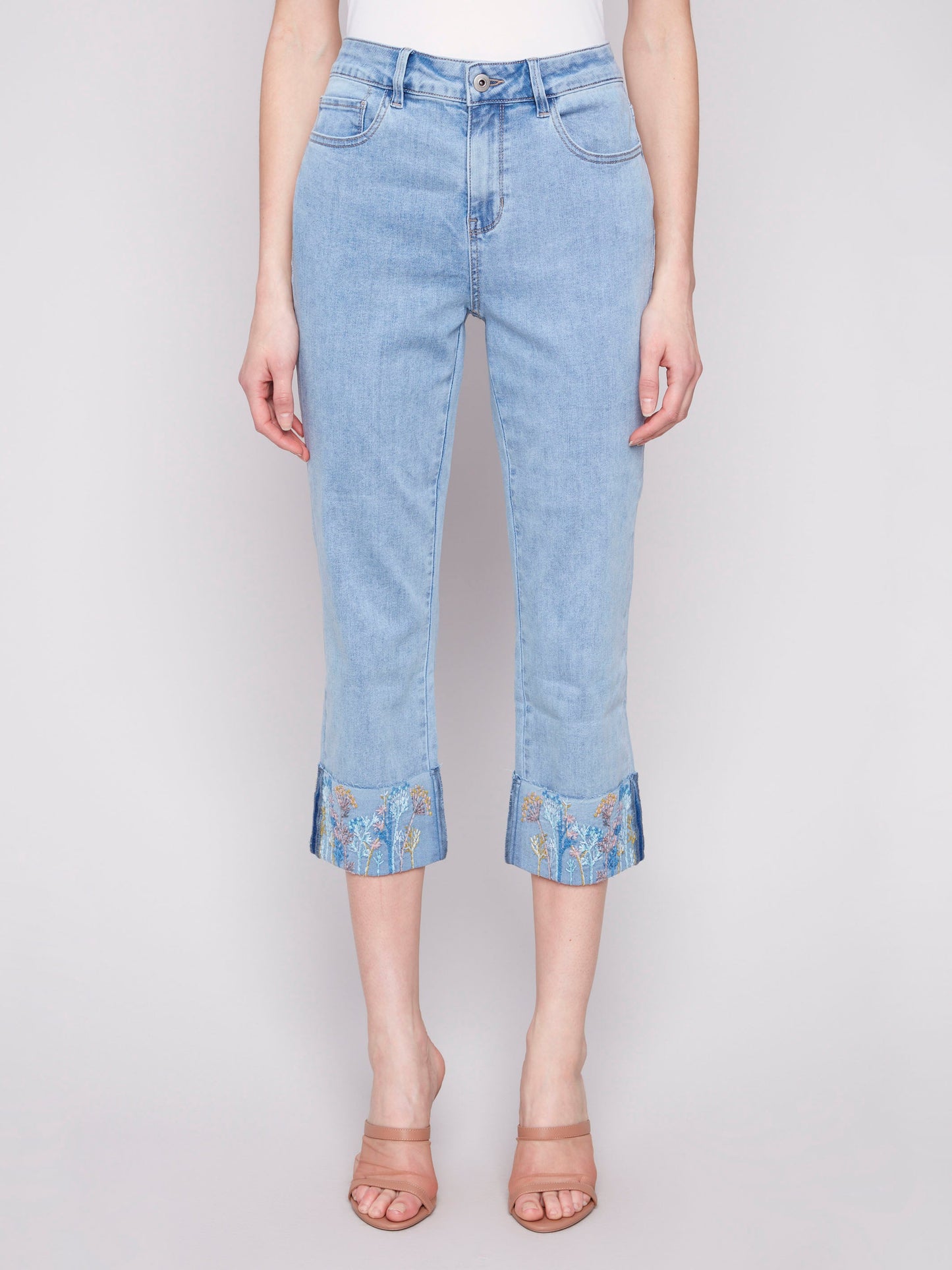 Cropped Jeans with Embroidered Cuff - Light Blue