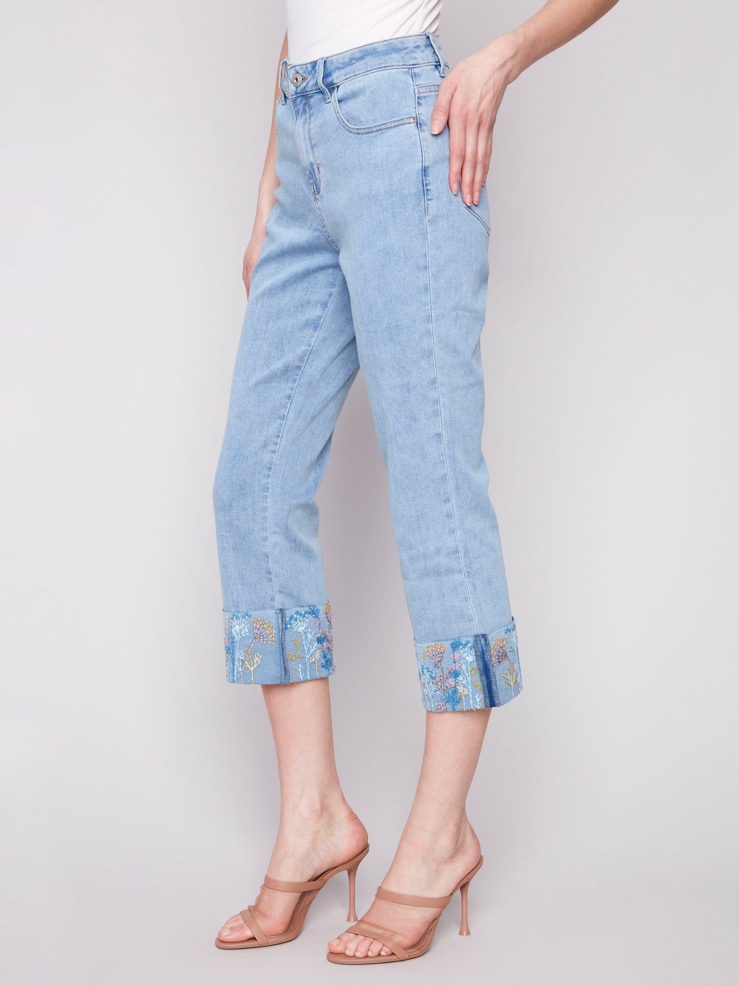Cropped Jeans with Embroidered Cuff - Light Blue