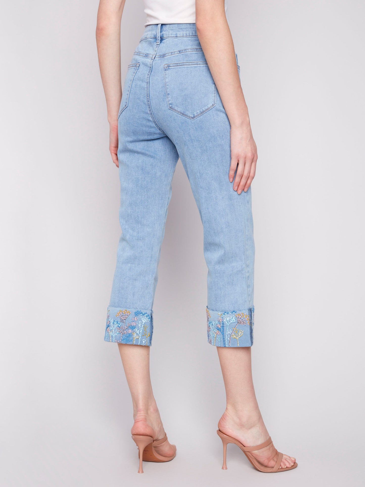 Cropped Jeans with Embroidered Cuff - Light Blue