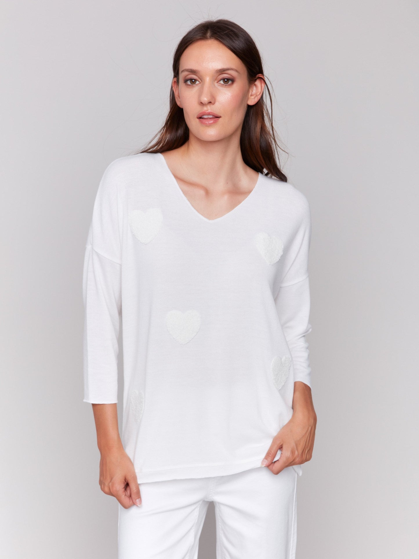V-Neck Knit Top With Heart Appliqué - White