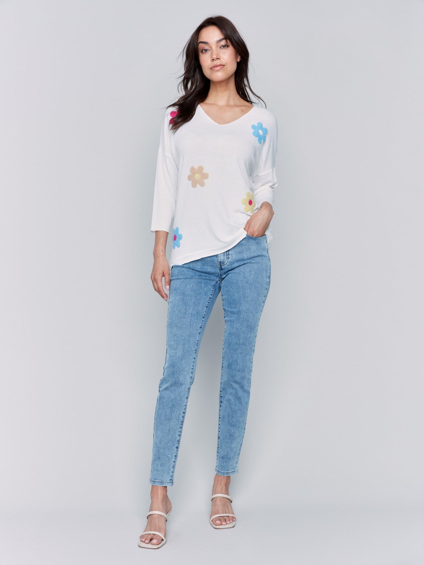 V-Neck Knit Top With Flower Appliqué - Multicolor